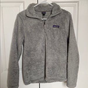 grey patagonia quarter zip fleece